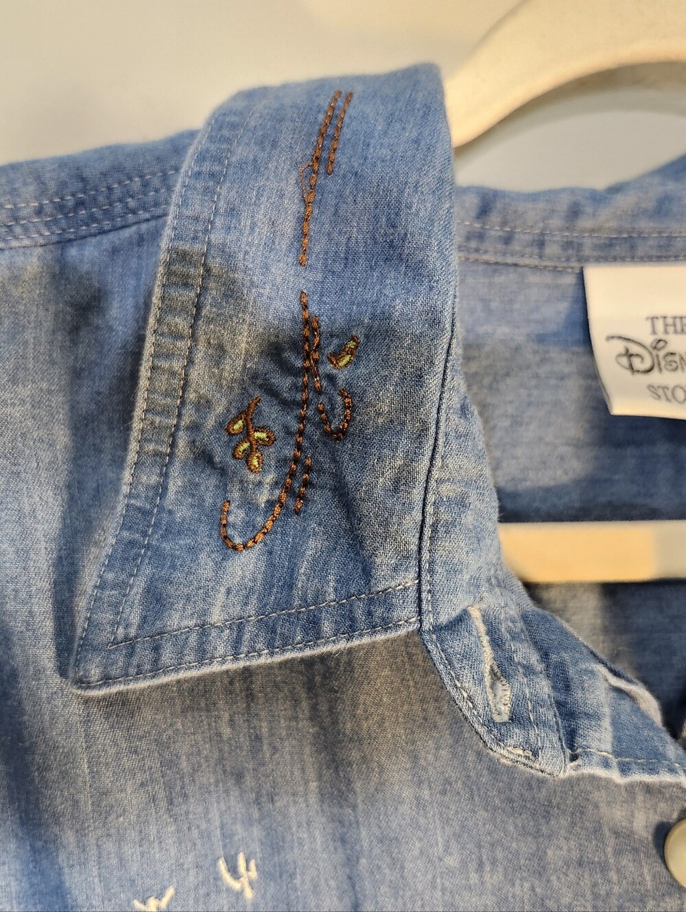 Disney Winnie the Pooh Denim Button-Up Shirt - Blue Vintage - Picture 5 of 9